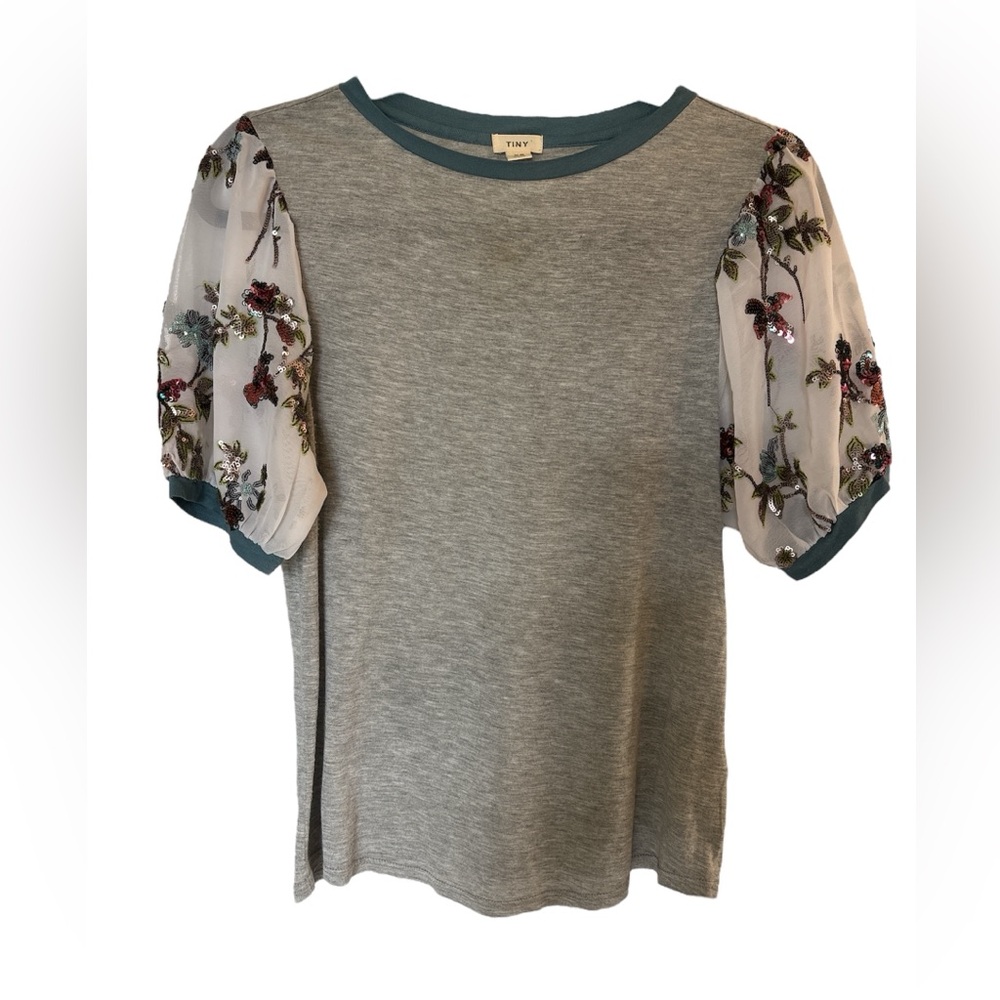 Anthropologie Gray Tee with Floral Sleeves
